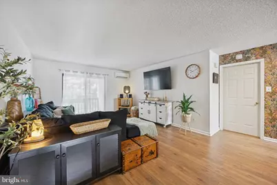 440 S State Street #D7, Newtown, PA 18940 - Photo 3