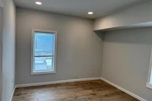 2420 N 5th St, Perkasie, PA 18944 - Photo 7