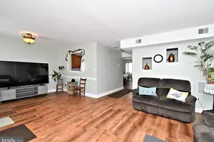 1258 Lisa Dr, Warrington, PA 18976 - Photo 5