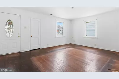 705 Veterans Highway, Levittown, PA 19056 - Photo 7