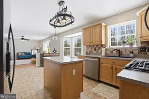 1048 Bartram Ln, Quakertown, PA 18951 - Photo 15