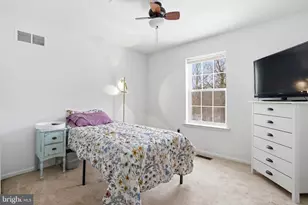 1048 Bartram Ln, Quakertown, PA 18951 - Photo 27