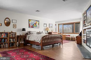 1112 General Saint Claire Rd, Washington Crossing, PA 18977 - Photo 15