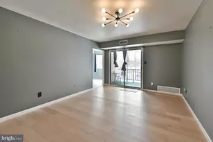 204 Hampton Crossing, Southampton, PA 18966 - Photo 3