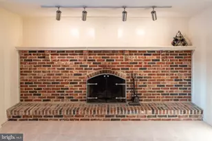 709 Autumn Dr, Feasterville-Trevose, PA 19053 - Photo 13