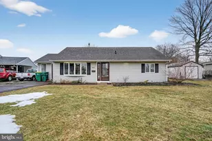 433 Austin Cir, Fairless Hills, PA 19030 - Photo 1