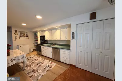 25 Balsam Road, Levittown, PA 19057 - Photo 9