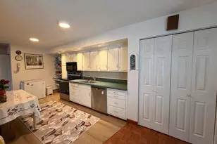 25 Balsam Rd, Levittown, PA 19057 - Photo 9