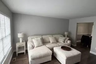 3942 Captain Molly Cir, Doylestown, PA 18902 - Photo 3