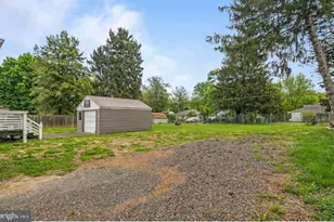 1039 Clinton Ave, Bensalem, PA 19020 - Photo 31