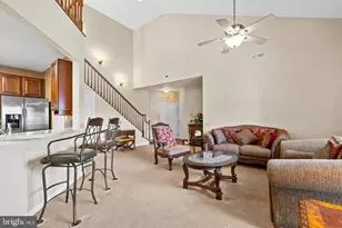 100 Fiddleleaf Ln, Warrington, PA 18976 - Photo 5