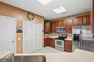 100 Fiddleleaf Ln, Warrington, PA 18976 - Photo 7