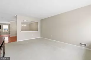 25 Honey Locust Ln, Newtown, PA 18940 - Photo 11