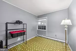 26 Old Spruce Ln, Levittown, PA 19055 - Photo 23