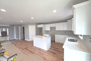 730 Excelsior Ave, Croydon, PA 19021 - Photo 3