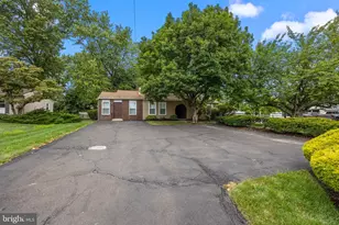 840 Davisville Rd, Warminster, PA 18974 - Photo 3