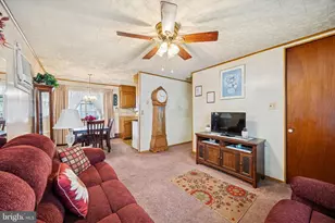 223 Alden Ave, Morrisville, PA 19067 - Photo 3