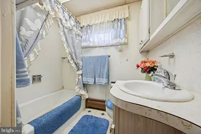 223 Alden Avenue, Morrisville, PA 19067 - Photo 9