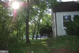 314 E Park Ave, Sellersville, PA 18960 - Photo 5