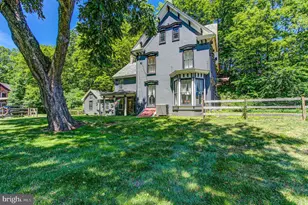 9754 Easton Rd, Kintnersville, PA 18930 - Photo 3