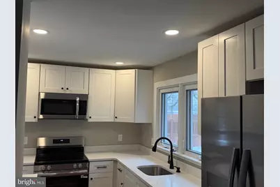 1420 S Pleasant Drive, Feasterville-Trevose, PA 19053 - Photo 5