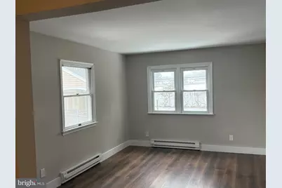 1420 S Pleasant Drive, Feasterville-Trevose, PA 19053 - Photo 7