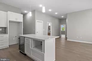 418 Jefferson Ave, Bristol, PA 19007 - Photo 5