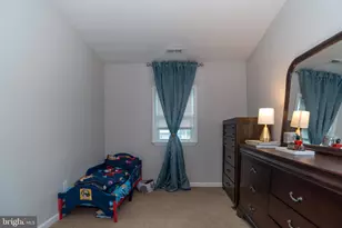 70 Huckleberry Ln, Levittown, PA 19055 - Photo 15