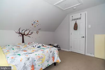 70 Huckleberry Lane, Levittown, PA 19055 - Photo 33