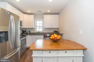 70 Huckleberry Ln, Levittown, PA 19055 - Photo 9