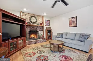 27 Seedling, Holland, PA 18966 - Photo 11