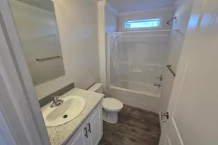 24 Golfview Dr, Quakertown, PA 18951 - Photo 9