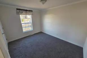 24 Golfview Dr, Quakertown, PA 18951 - Photo 9