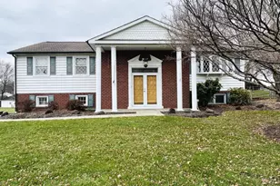 88 W Rambler Dr, Southampton, PA 18966 - Photo 1