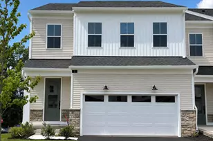 01 Oakwood Ln, Sellersville, PA 18960 - Photo 1