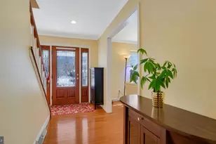 1026 Surrey Ln, Warrington, PA 18976 - Photo 7