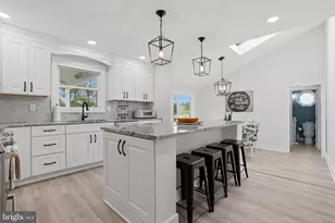 2240 Cloverly Cir, Jamison, PA 18929 - Photo 9