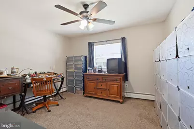 18 Kentucky Lane, Levittown, PA 19055 - Photo 15