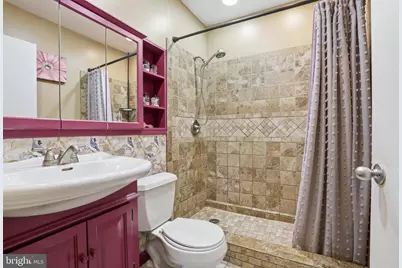 18 Kentucky Lane, Levittown, PA 19055 - Photo 17