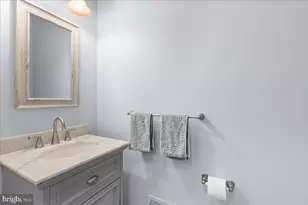 311 St James Dr, Langhorne, PA 19047 - Photo 19