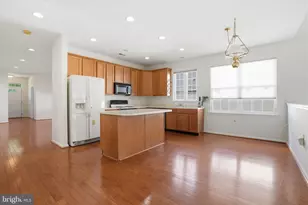 6 Sagebrush Ln, Langhorne, PA 19047 - Photo 15