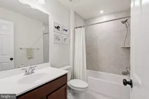 423 Tall Oaks Dr, Warminster, PA 18974 - Photo 17