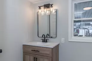 653 Spruce St, Bristol, PA 19007 - Photo 13