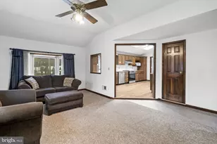 165 Clover Cir, Southampton, PA 18966 - Photo 13