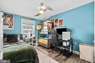 9 Honey Locust Rd, Levittown, PA 19056 - Photo 19