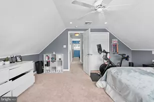 9 Honey Locust Rd, Levittown, PA 19056 - Photo 17