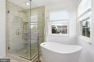 930 Red Coat Farm Dr, Chalfont, PA 18914 - Photo 23