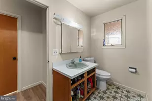 611 S 9th St, Perkasie, PA 18944 - Photo 21