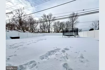 24 Roundwood Lane, Levittown, PA 19055 - Photo 19