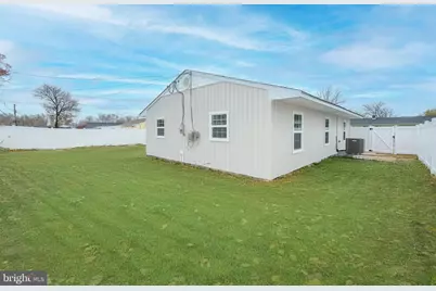 30 Mistletoe Lane, Levittown, PA 19054 - Photo 21